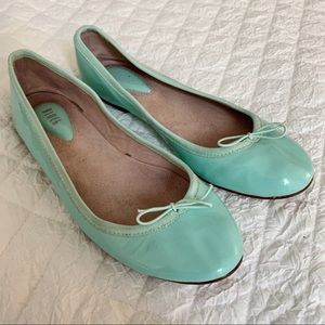 Bloch Aqua/Mint Patent Ballet Flats sz 6